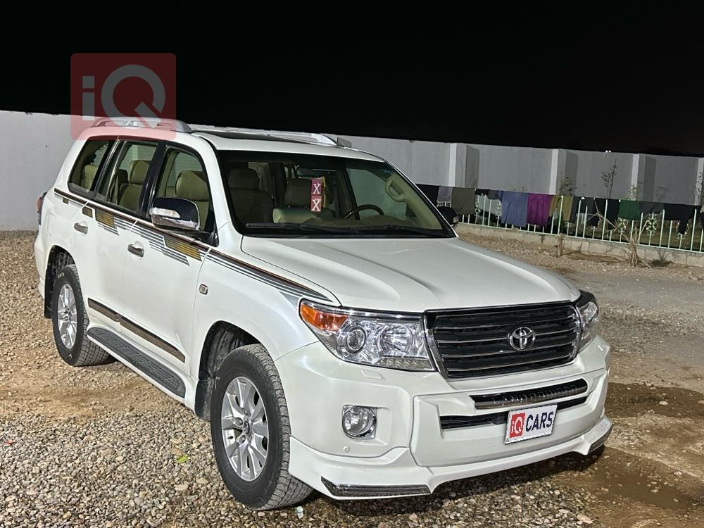 تويوتا لاندكروزر